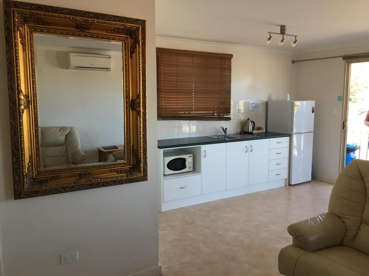 Airport Whyalla Motel Экстерьер фото