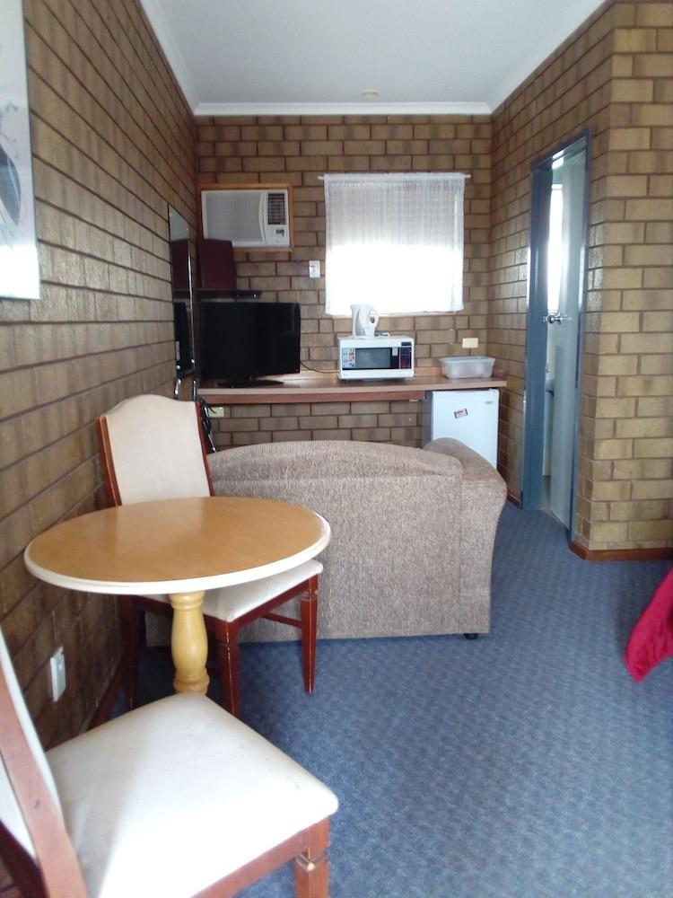 Airport Whyalla Motel Экстерьер фото