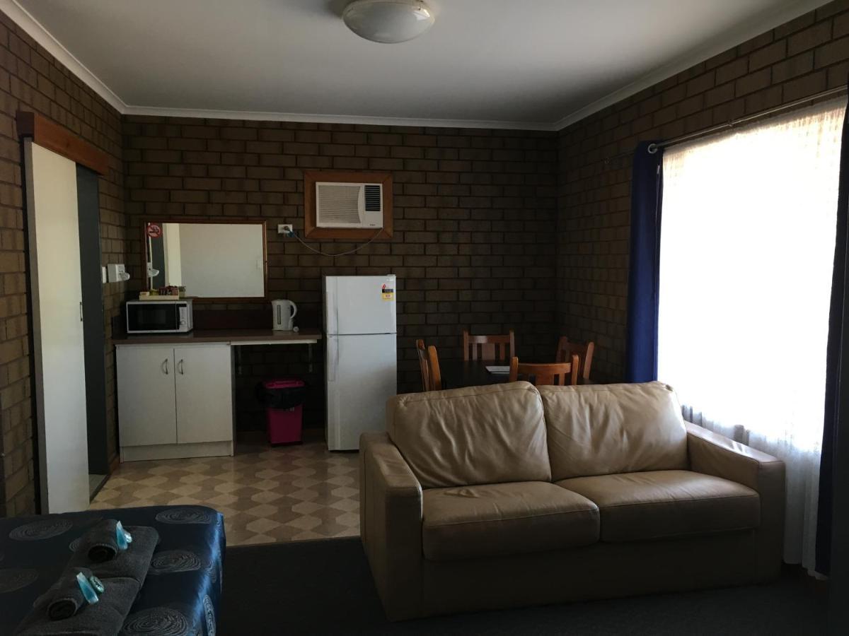Airport Whyalla Motel Экстерьер фото