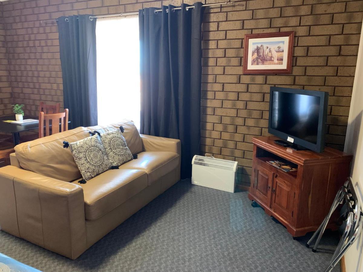 Airport Whyalla Motel Экстерьер фото